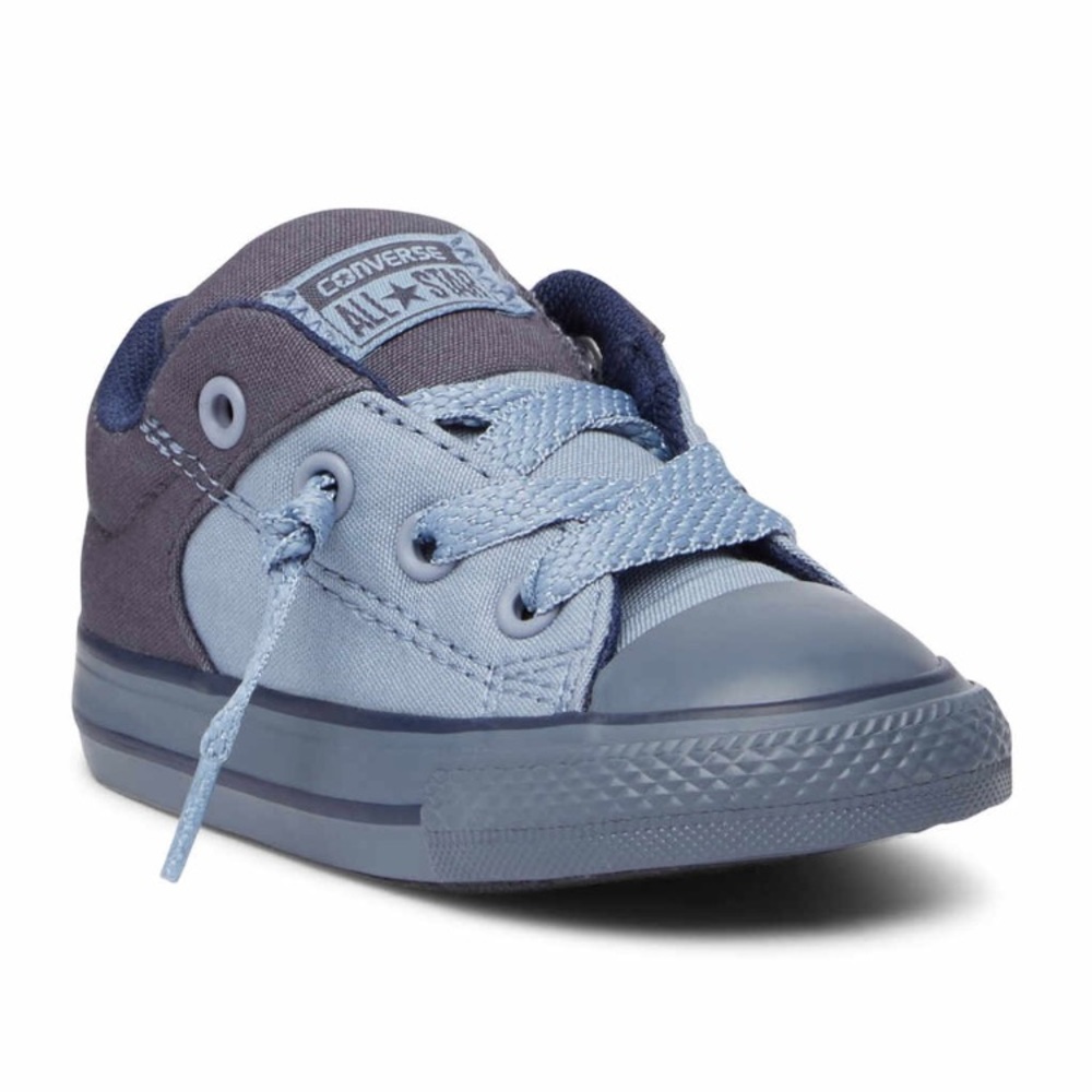 Converse worn 1x